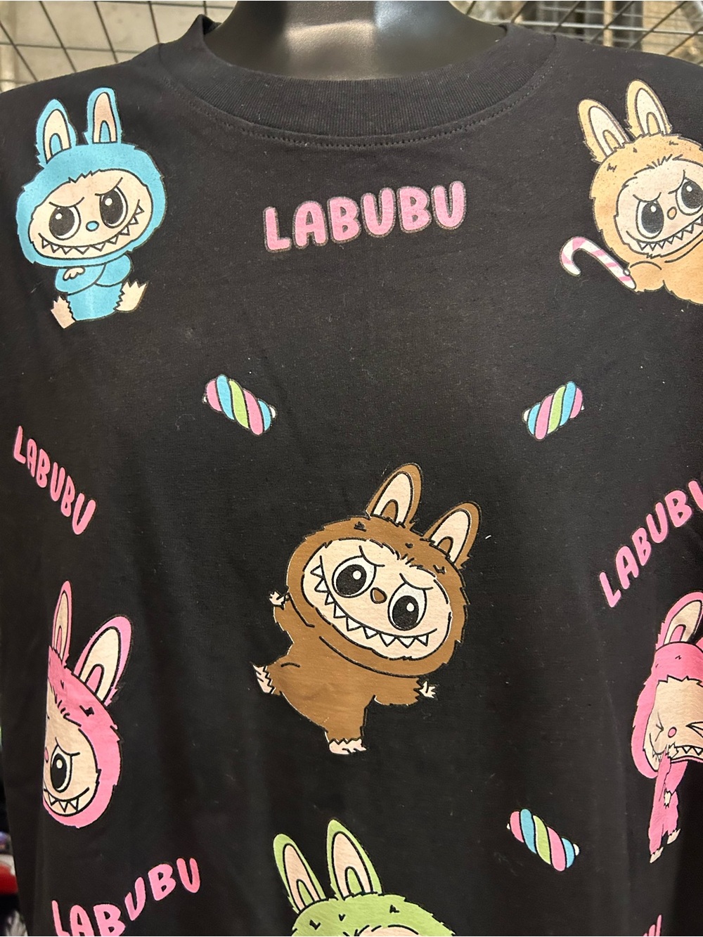 Brand new with tags Black LABUBU Graphic Tee with Colorful Character Print L - Picture 4 of 13